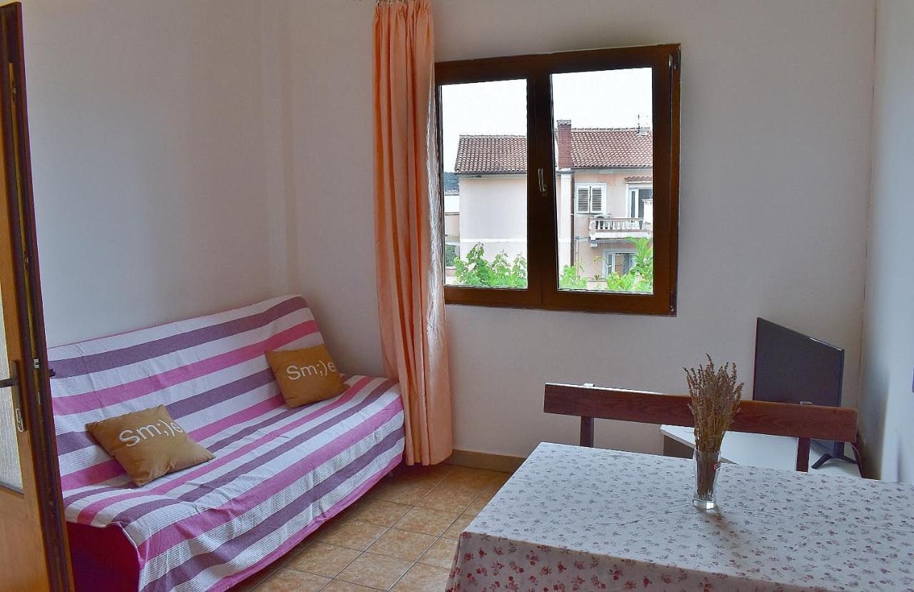 Apartament Banjol Εξωτερικό φωτογραφία