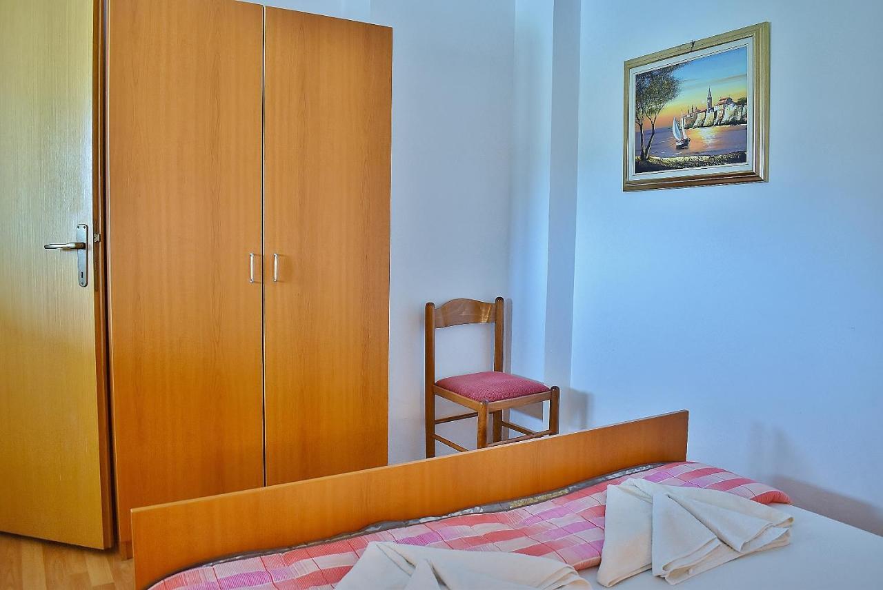 Apartament Banjol Εξωτερικό φωτογραφία