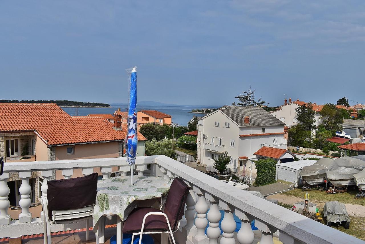 Apartament Banjol Εξωτερικό φωτογραφία