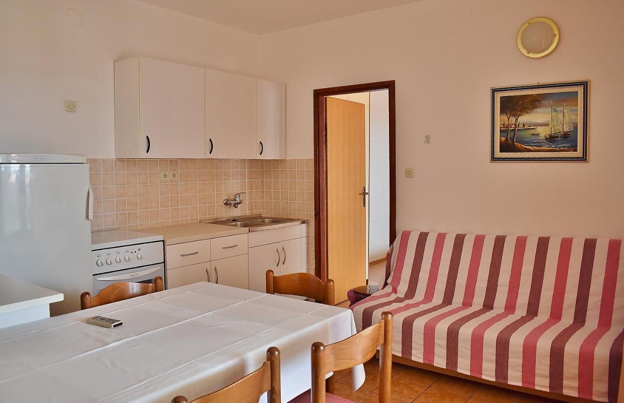Apartament Banjol Εξωτερικό φωτογραφία