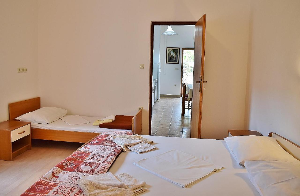 Apartament Banjol Εξωτερικό φωτογραφία